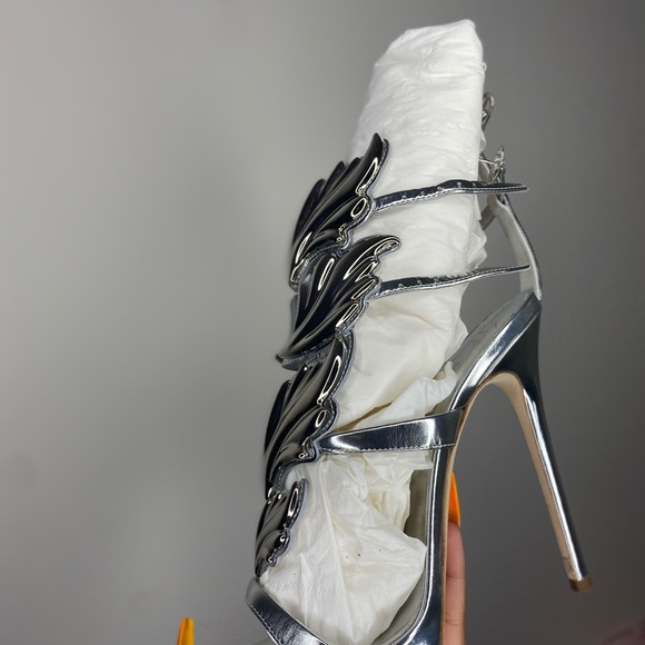 Giuseppe Zanotti - Coline Cruel Wing - Picture 4 of 10